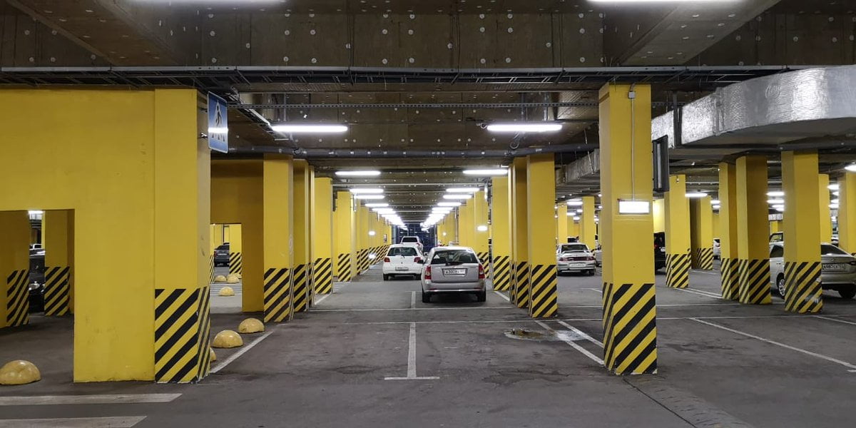 Машиноместо оформление. Паркинг. Подземная парковка. Освещение подземной автостоянки. Многоуровневая парковка.